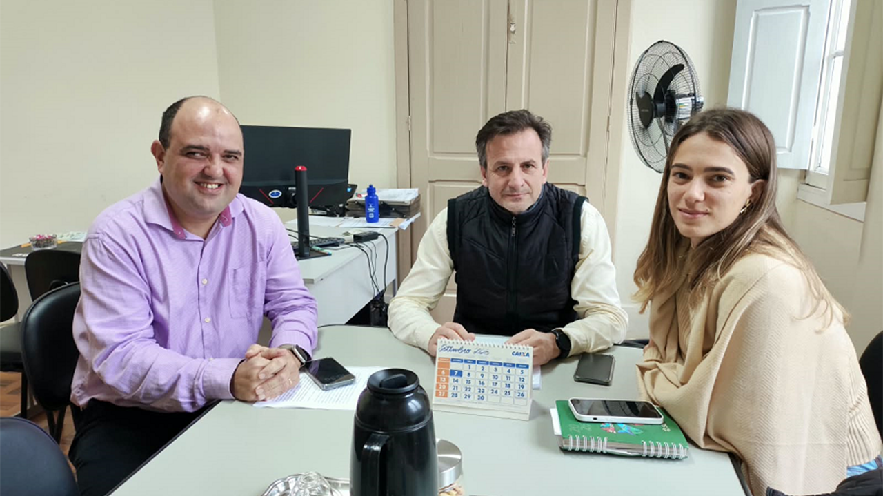 Prefeitura de Santos Dumont celebra acordo com a Casa de Santo Antônio, Província Santa Cruz