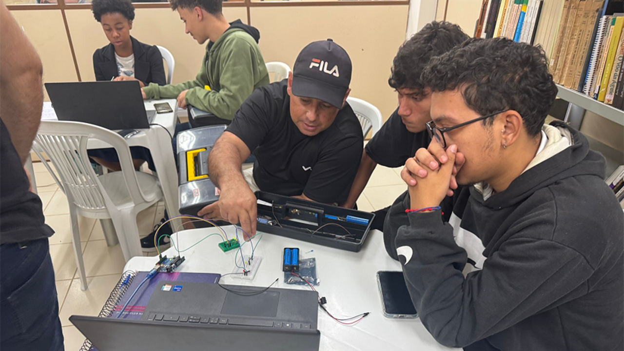 Cabangu também é lugar de fomentar conhecimento em tecnologia