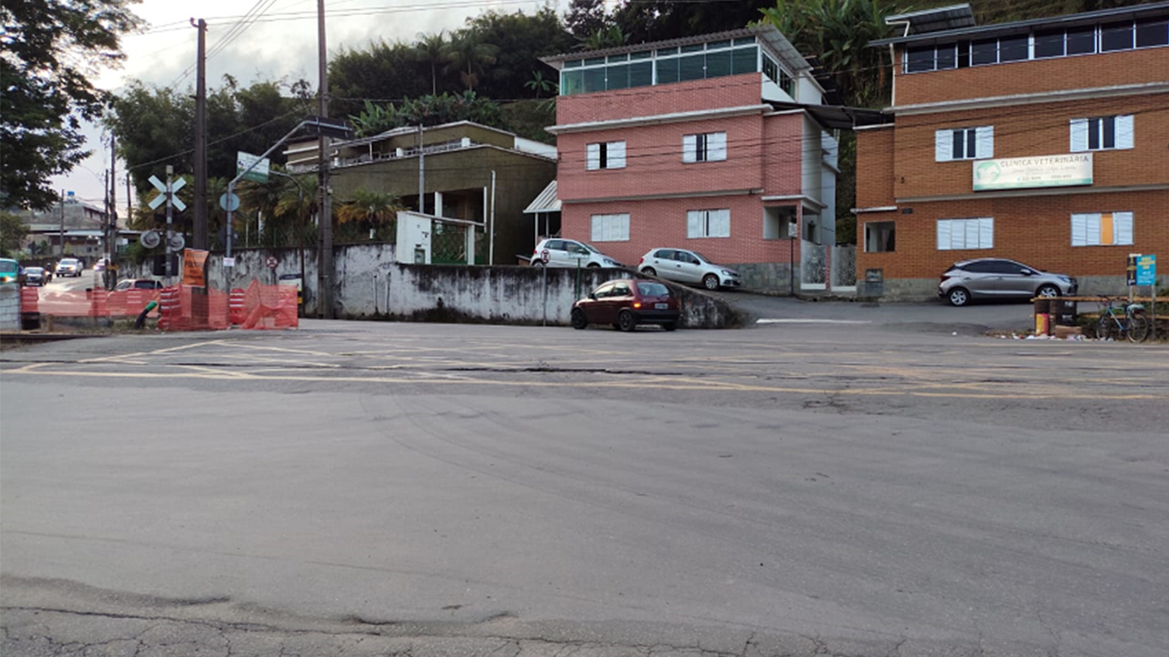 Travessia de trem próxima a Rodoviária ficará interdita para uso Sábado, 14/06, a partir das 22h até as 13h de  Domingo 15/06