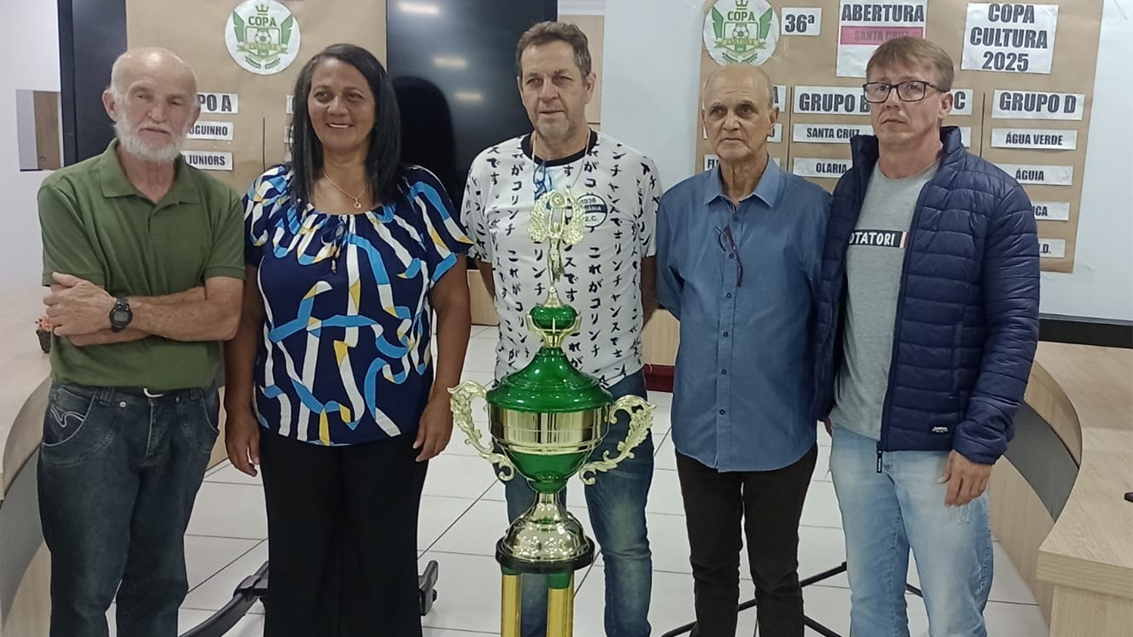 Prefeito Pacífico Júnior assina Termo de Colaboração e disponibiliza recursos para apoio à Copa Cultura