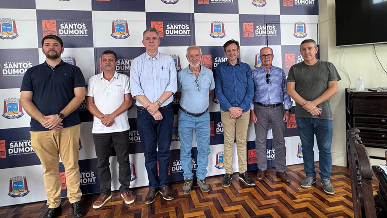 Diretores da empresa EPR Via Mineira reúnem-se  com secretários de governo