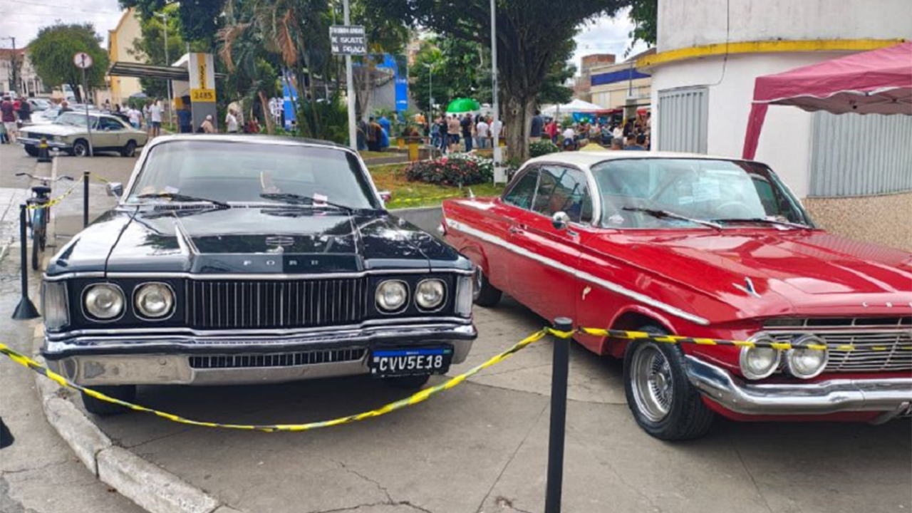 1º Encontro Anual de Carros Antigos em Santos Dumont