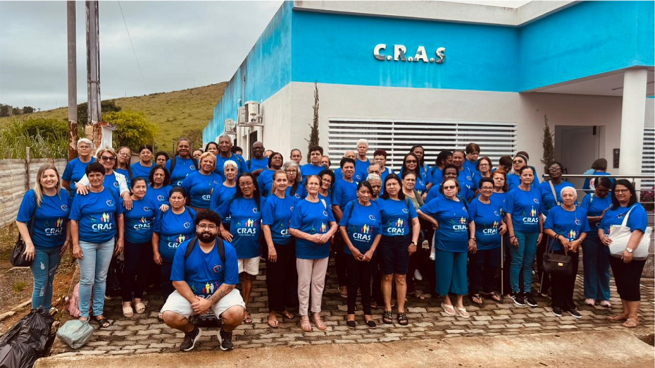 Grupos da Terceira Idade das Unidades CRAS participam do 6º Encontro de Idosos 