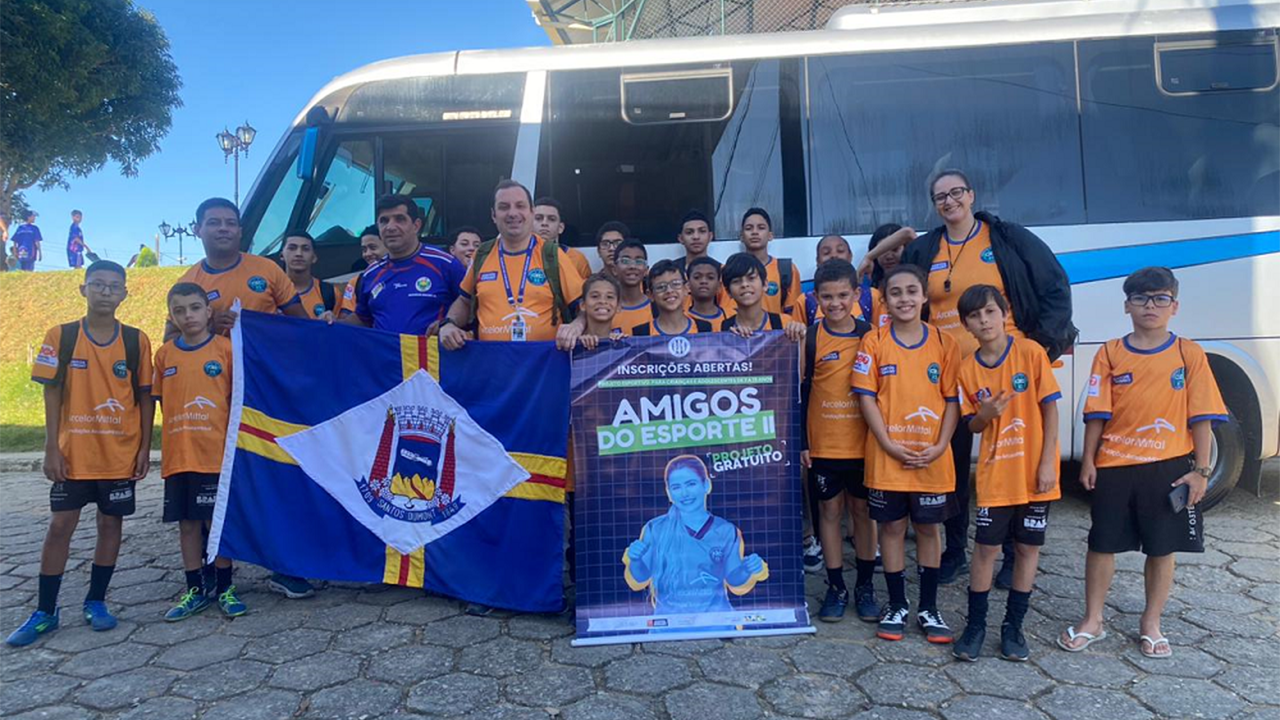 Amistosos em Aracitaba reúne equipes de Futsal do Projeto Amigos do Esporte